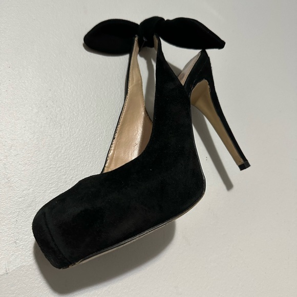 Dolce Vita lightly worn heels with bow tie back - Picture 2 of 10